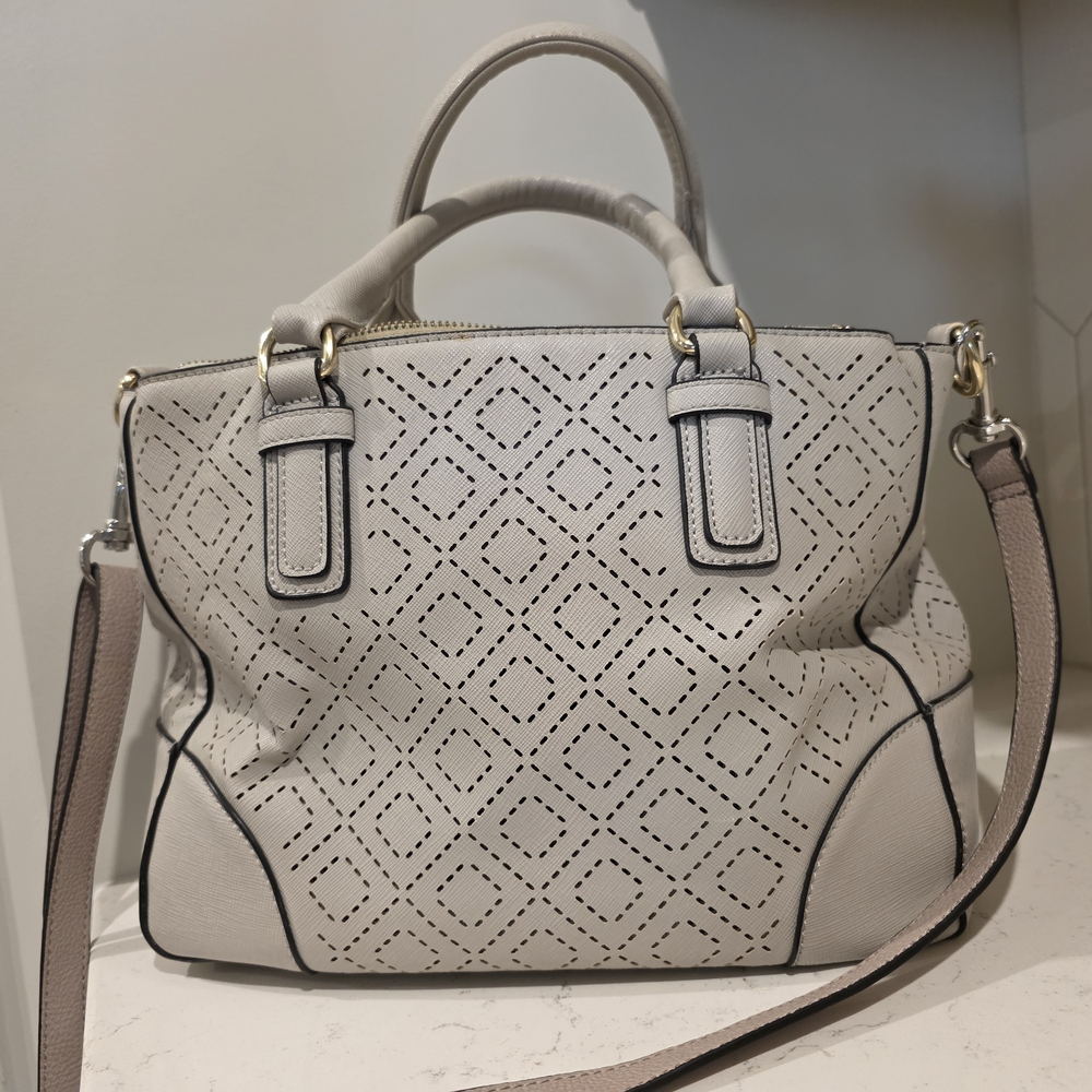 Elegant Cream Handbag